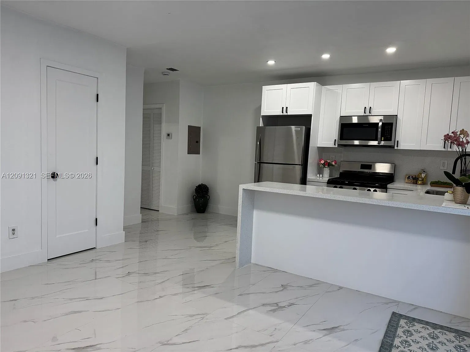 Cravatts Allapattah Homes — Photo 4