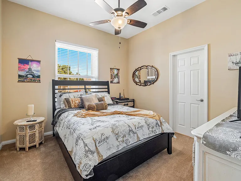 80445 Paria Way — Photo 7