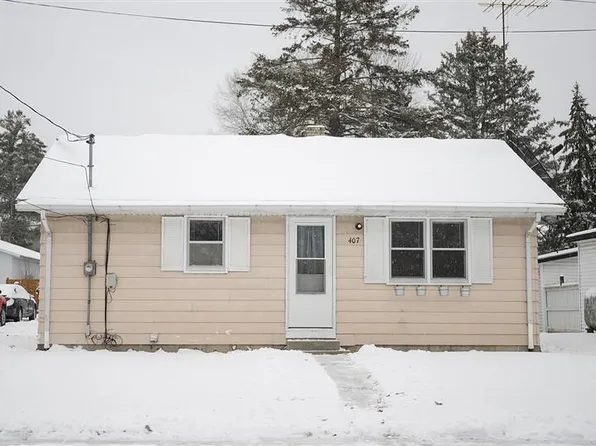 407 Rhoda Ave, Swanville, MN 56382
