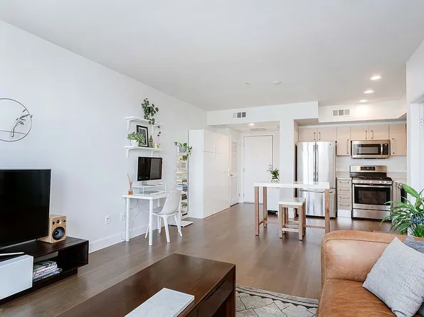 1234 Wilshire Blvd APT 308, Los Angeles, CA 90017