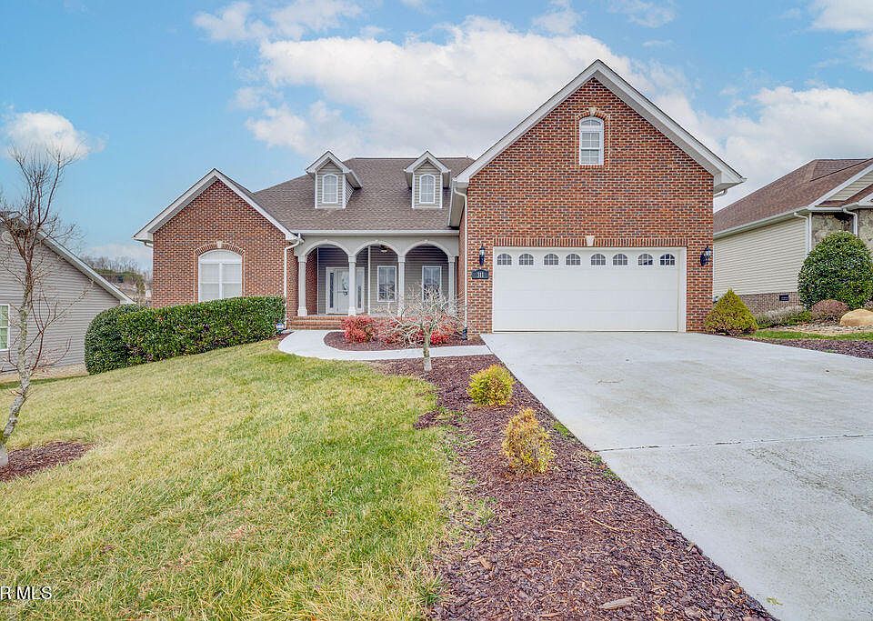 1st image of 311 Goldenrod Dr