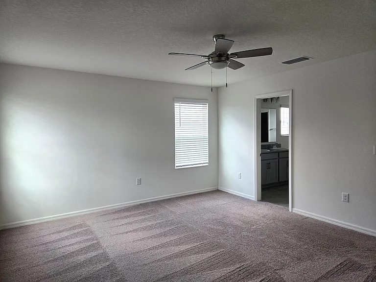 3064 Sanctuary Dr — Photo 17