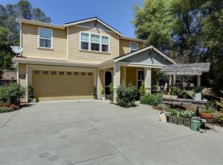 21695 Cascade Crossing Rd, Grass Valley, CA 95949