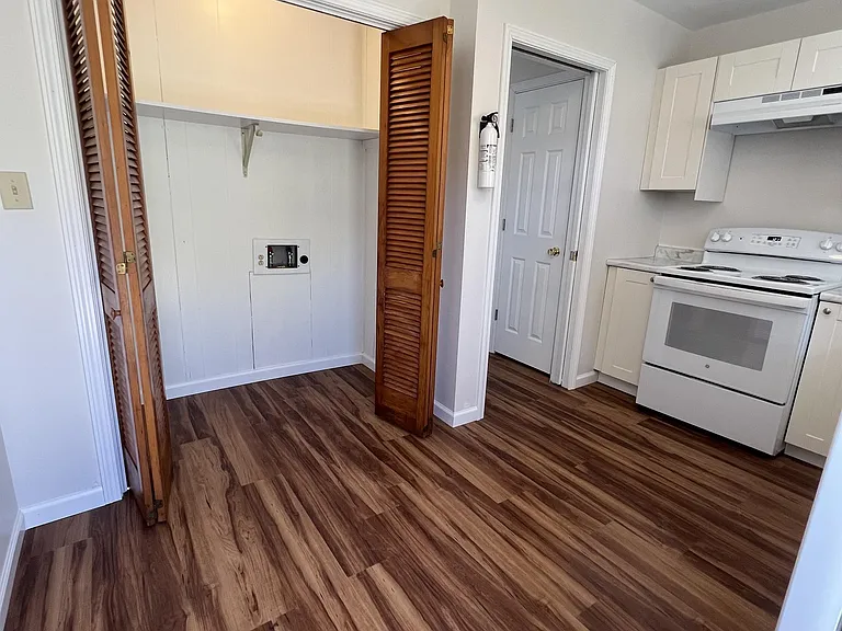 17 E Blaine St — Photo 9
