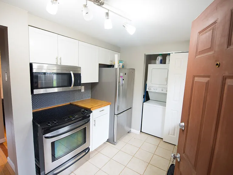 2755 S Delaware St — Photo 13
