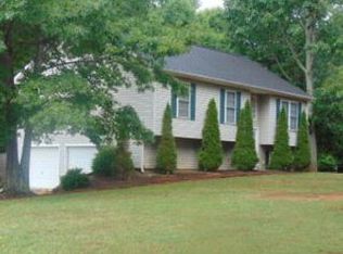 1225 Hales Ford Rd, Moneta, VA 24121