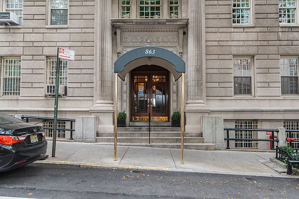 Sold by Compass | media 55