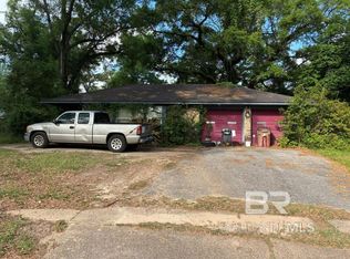 514 Nantucket Cir, Mobile, AL 36609