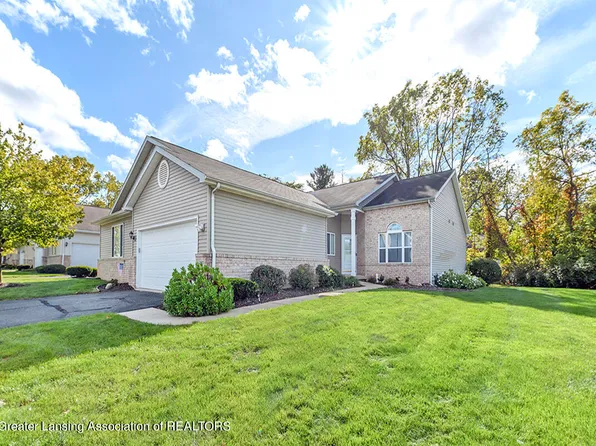 1441 Weatherhill Ct, East Lansing, MI 48823