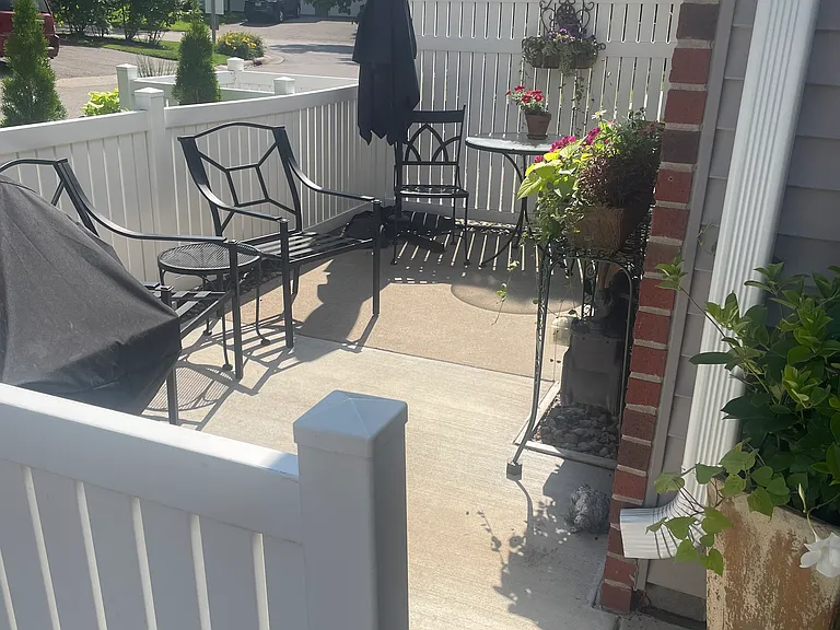 8333 Kimball Dr — Photo 2