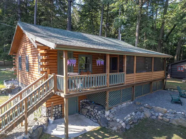 99 Pioneer Village Road, Bolton Landing, NY 12814