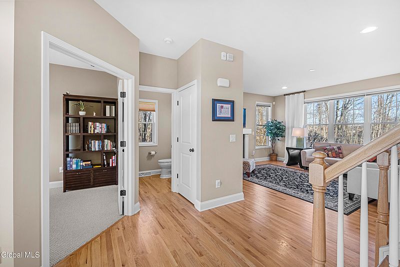 4th image of 42 Chester Drive