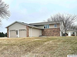 407 5th St N, Northwood, IA