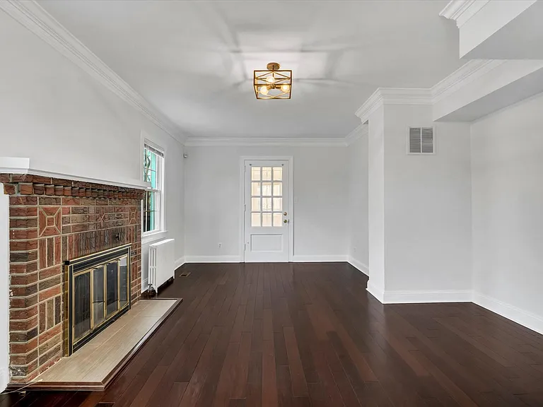 1002 Chillum Rd — Photo 36