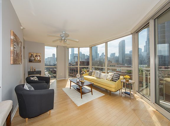 4th image of 645 N Kingsbury St APT 1108