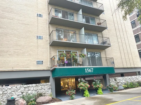 1567 Ridge Ave APT 803, Evanston, IL 60201