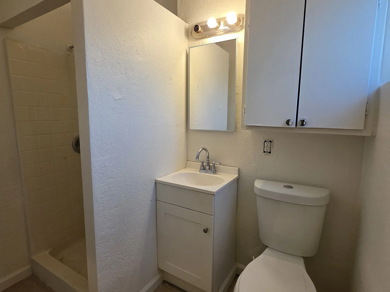 1 bed, 650 sqft, $1,600 — Photo 2