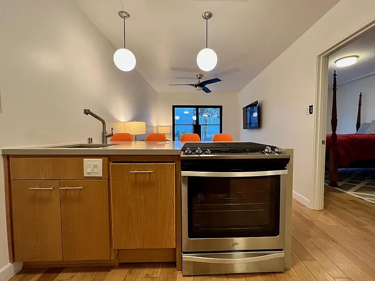 14 Nieto Ave — Photo 12