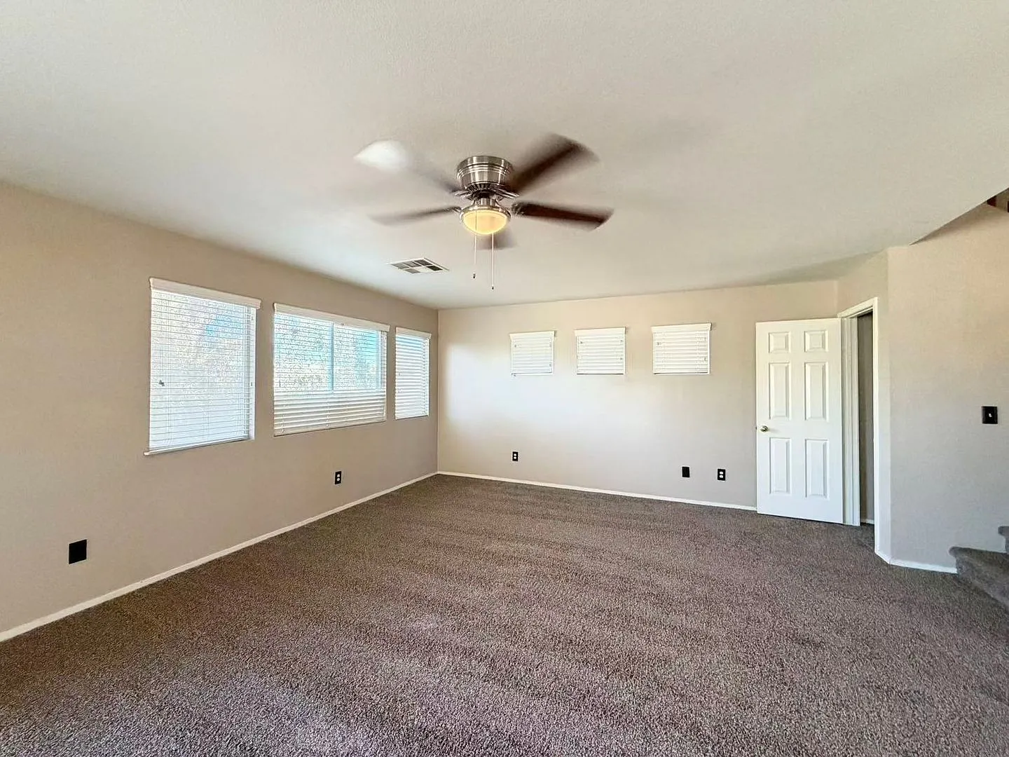 920 Hunters Ridge Way - 3JM — Photo 3
