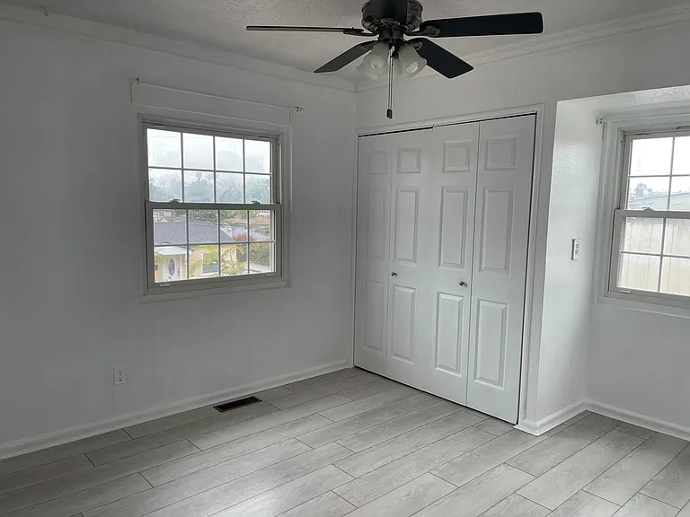 7262 Stanford Ave — Photo 10