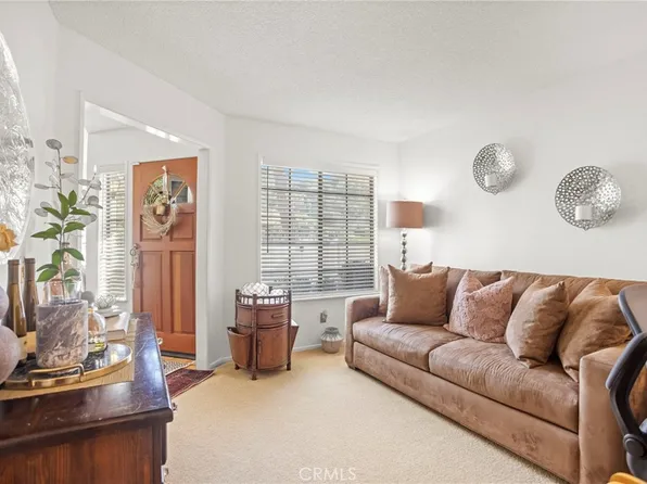 1638 Dimas Ct, Azusa, CA 91702