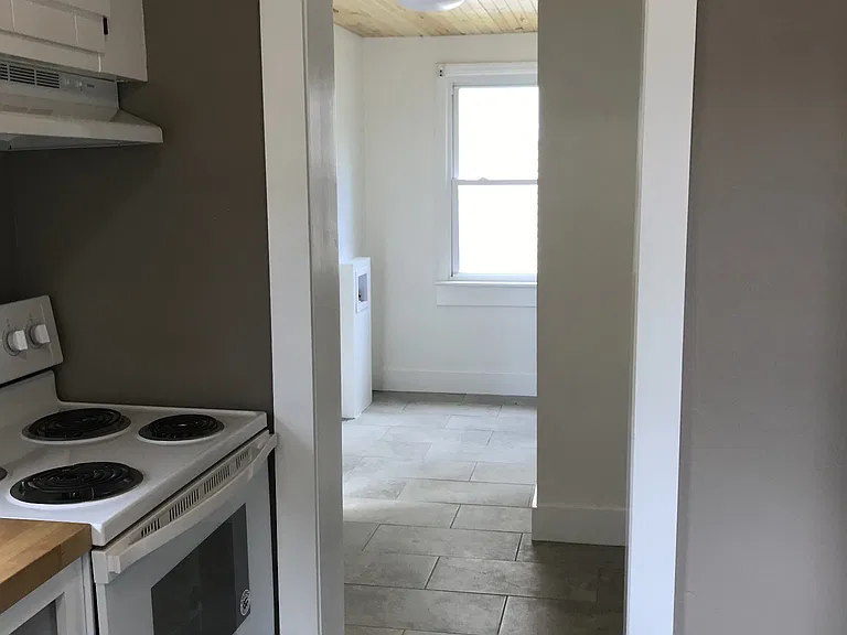 194 W Morningside Dr — Photo 9