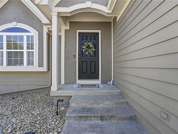 4th image of 4405 SW Flintrock Dr