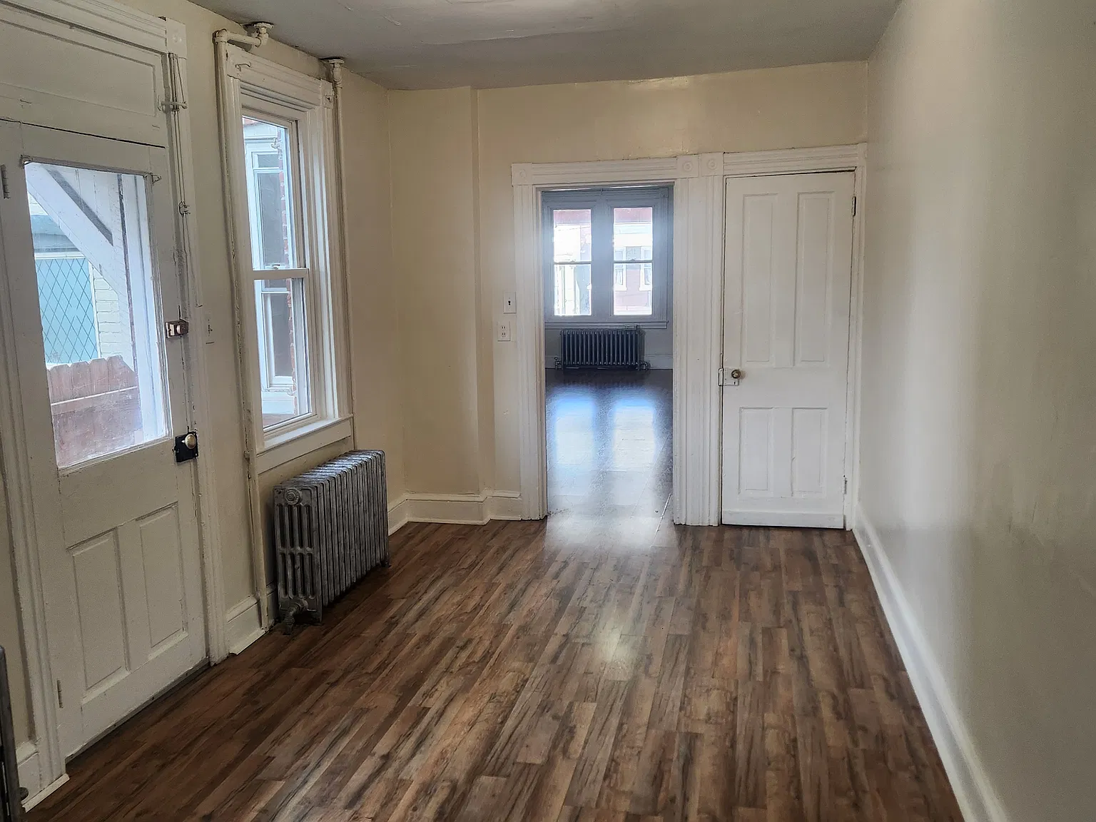 5 bed, 1700 sqft, $2,295 — Photo 4