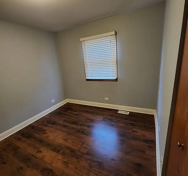 214 N Bothwell St #1 — Photo 11