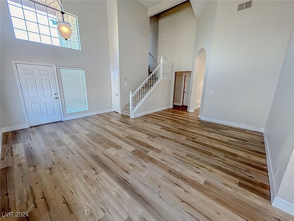 3rd image of 7105 Caprock Cir