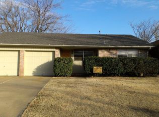 1317 Lakecrest Dr, Norman, OK 73071