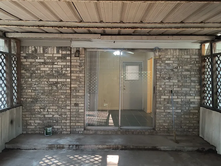 7211 Rustic Cir — Photo 18