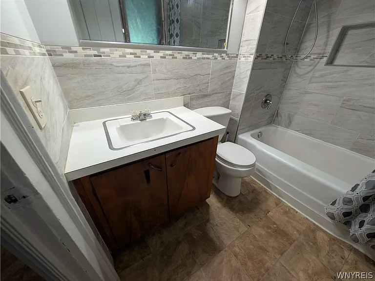 627 Deer St — Photo 23