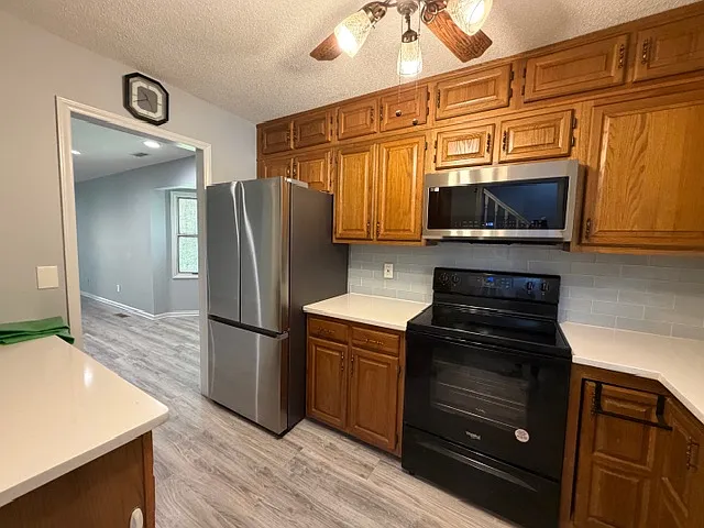 1602 Ternberry Rd — Photo 14