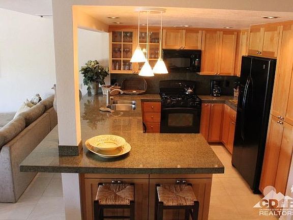 3rd image of 41786 Woodhaven Dr W