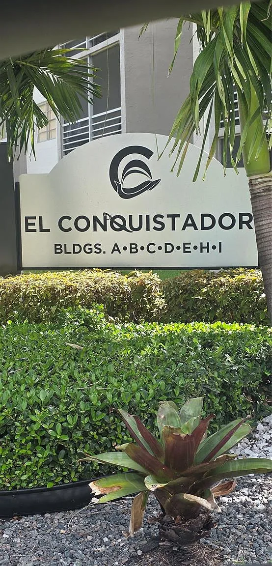 El Conquistador South Con — Photo 1