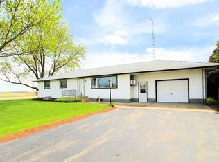 7024 W 3000n Rd, Kankakee, IL 60901