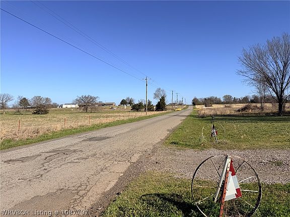 2nd image of 35080 Gilmore Rd