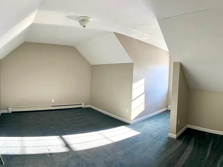 70 Billings St — Photo 20