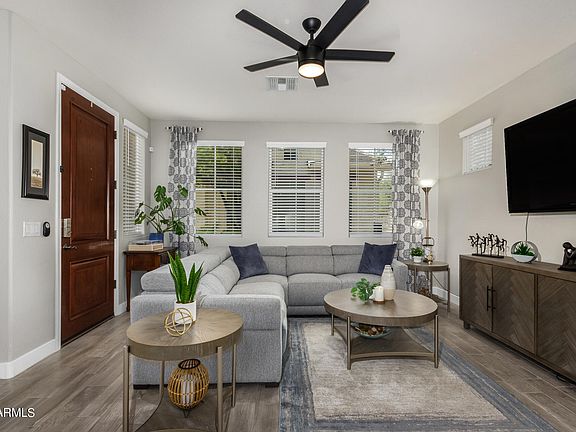 5th image of 10212 E ISLETA Avenue