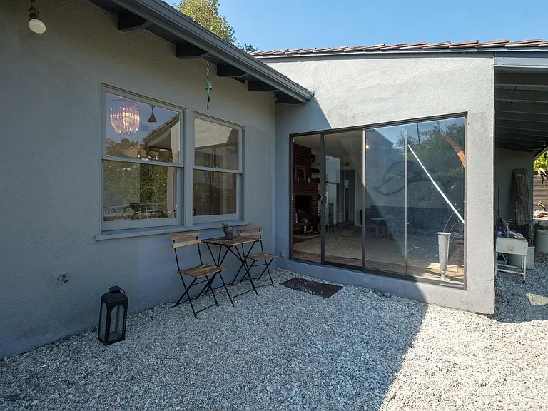 2294 Mountain Oak Dr — Photo 31