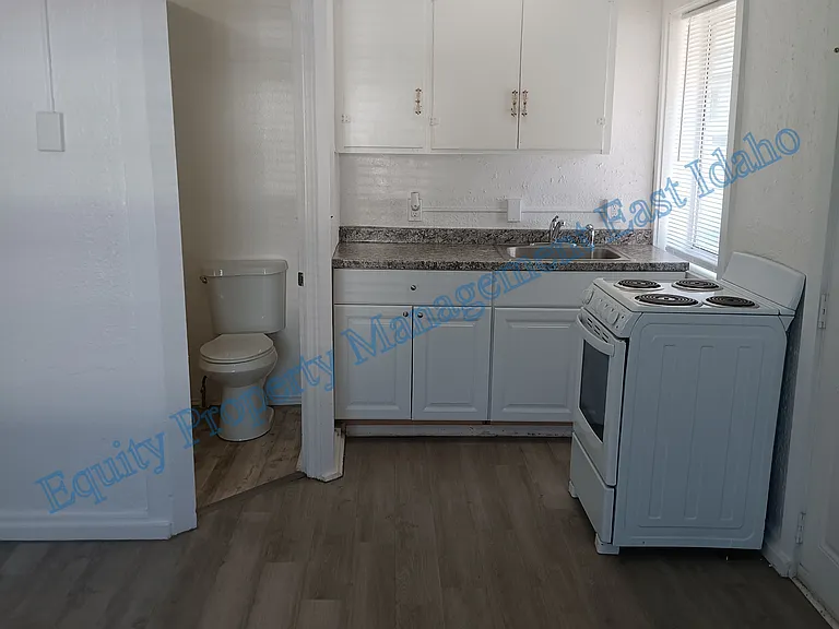 225 W Bridger St #9 — Photo 4