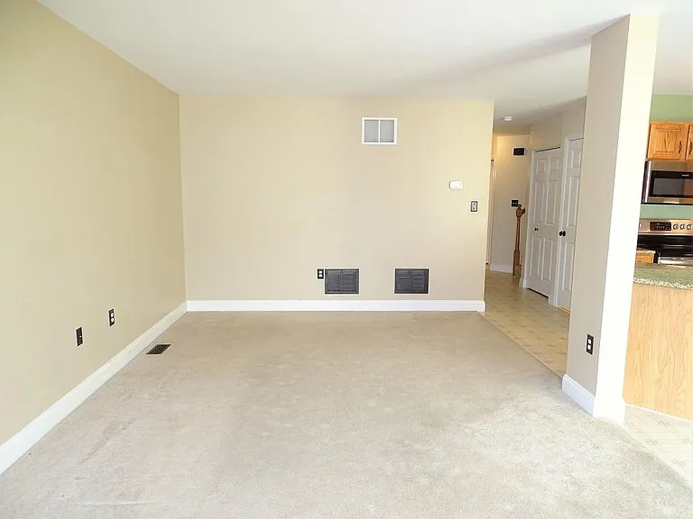 56 N Village Cir — Photo 4