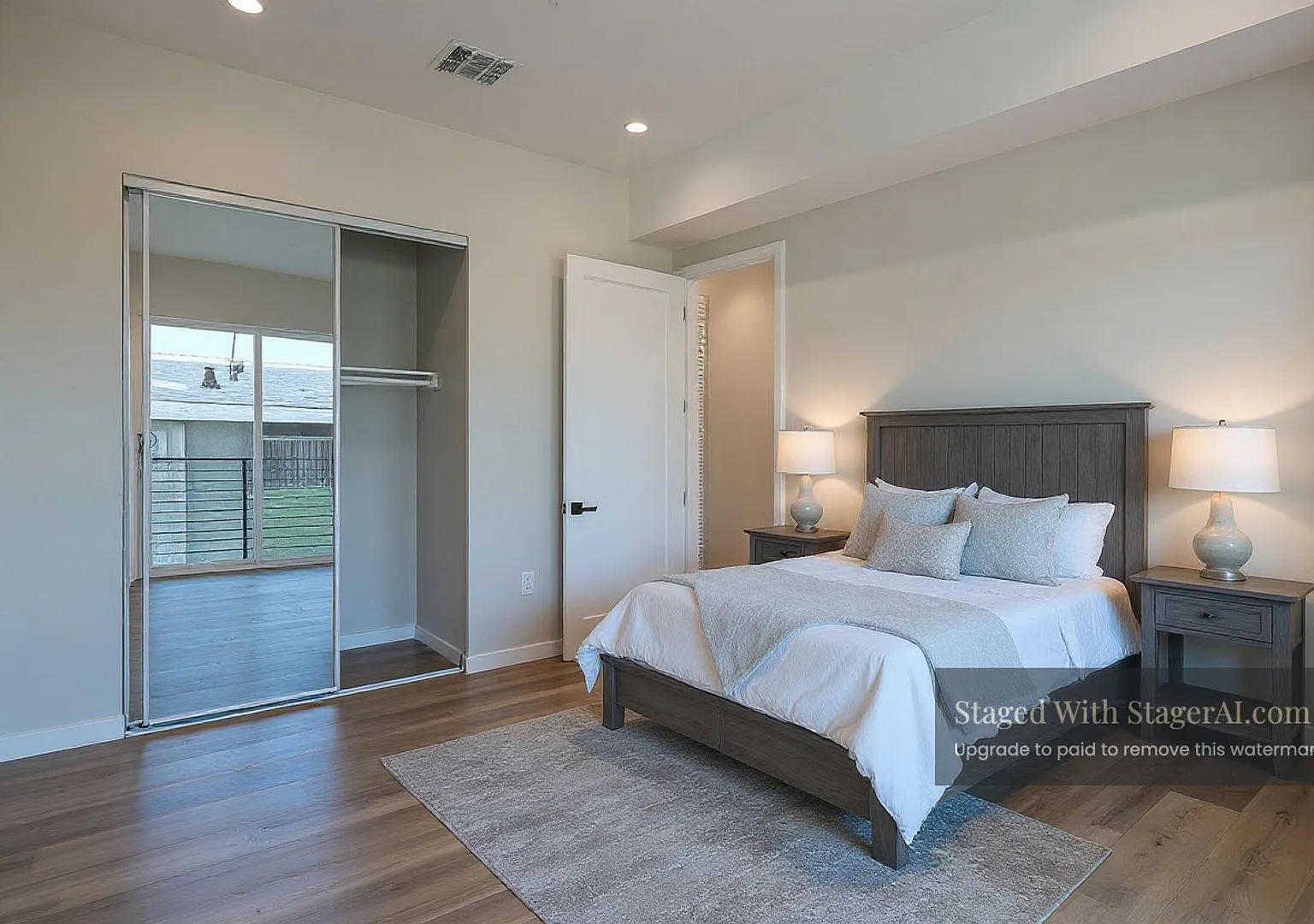 5515 Glennie Ln — Photo 3