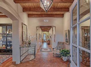 5617 N Palo Cristi Rd, Paradise Valley, AZ 85253