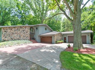 3420 Zimmer Rd, Williamston, MI 48895