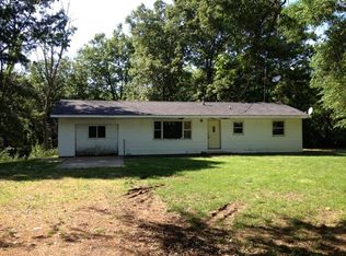 1695 E 1150 North Rd, Shelbyville, IL 62565