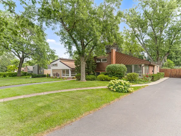 1223 Cavell Ave, Highland Park, IL 60035