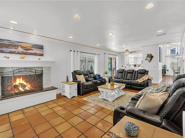25095 Perch Dr — Photo 21
