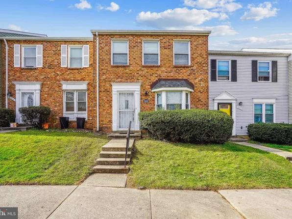 2009 N Anvil Ln, Temple Hills, MD 20748